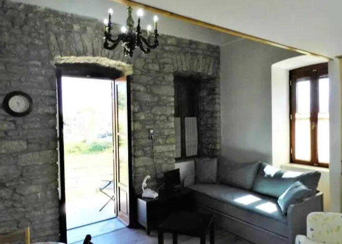 La Casa Di Ercole Across Bay Of Nafplio. Apartamento Míloi