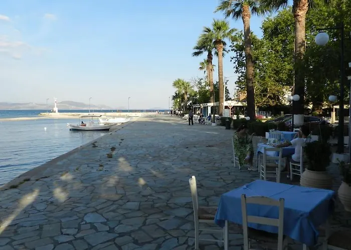 La Casa Di Ercole Across Bay Of Nafplio. * Míloi